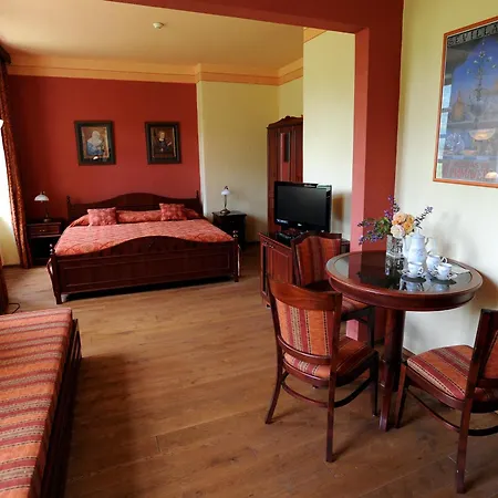 Romantic Mlyn Hotel