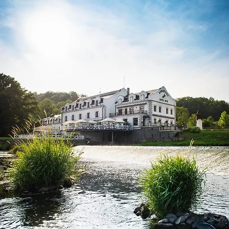 Hotel Romantic Mlyn 4*