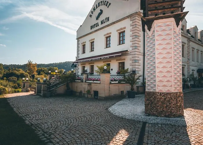 Hotel Romantic Mlyn 4*