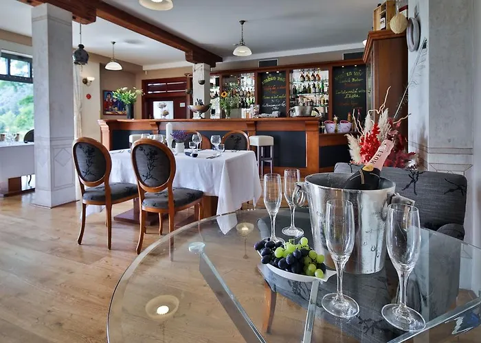 Romantic Mlyn Карлштейн