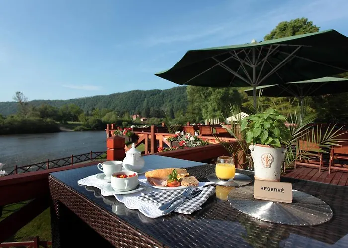 Romantic Mlyn 4* Карлштейн