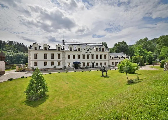 Romantic Mlyn Hotel